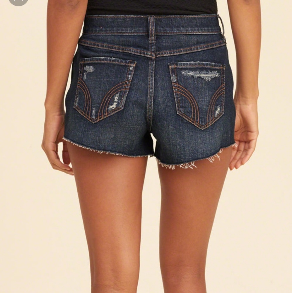 💍Hollister dark wash ripped jeans shorts💍